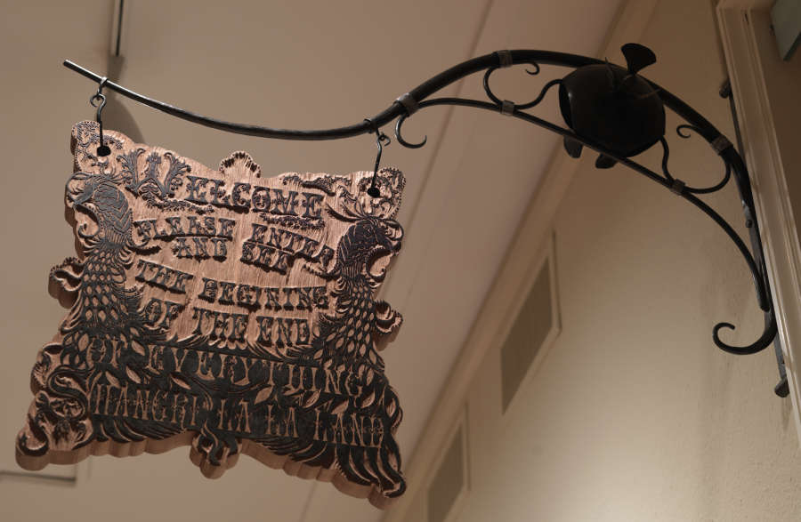 view exhibition image