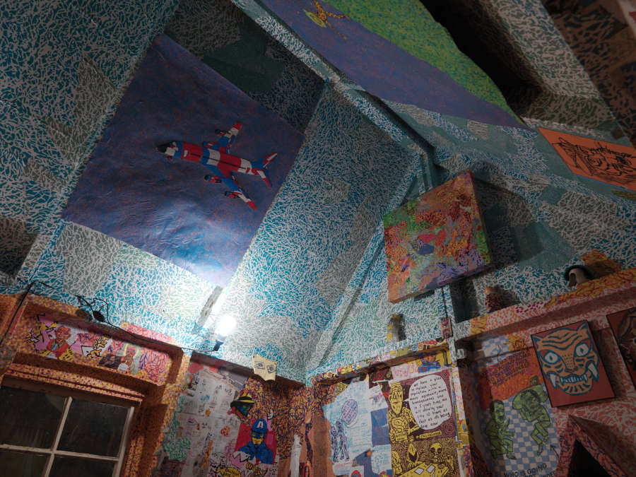 view exhibition image