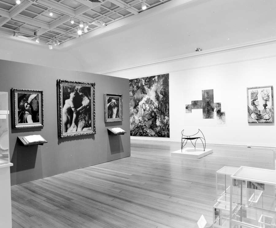 view exhibition image