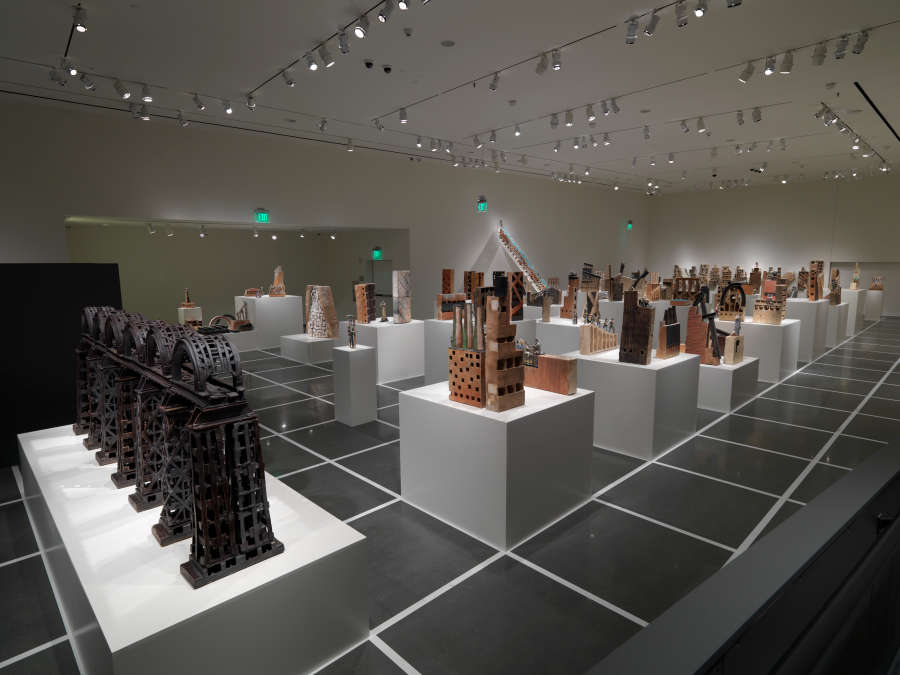 view exhibition image