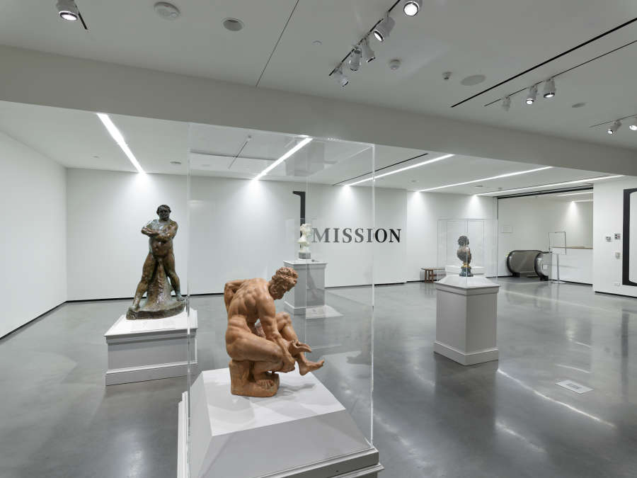 view exhibition image