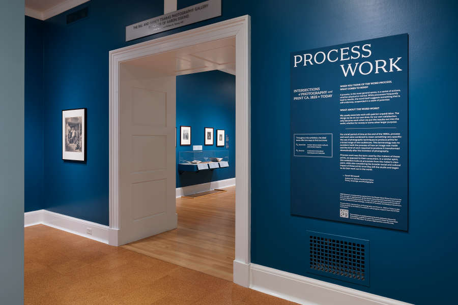 view exhibition image
