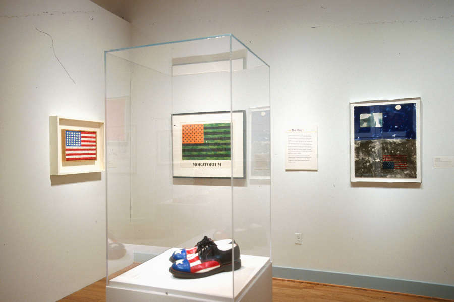 view exhibition image