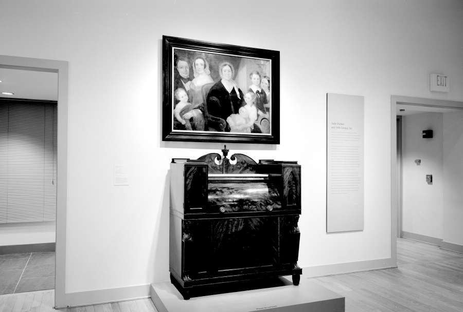 view exhibition image