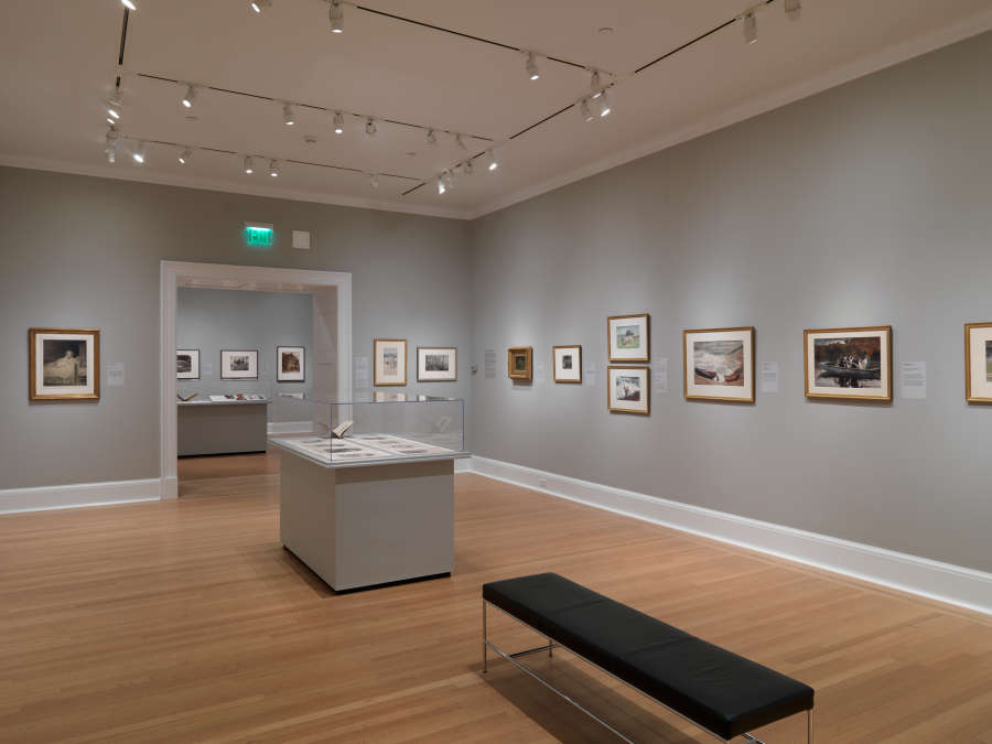 view exhibition image