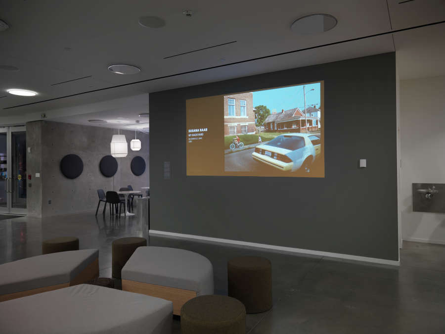 view exhibition image