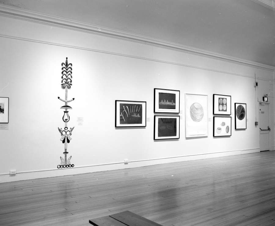 view exhibition image