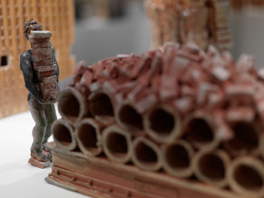 view exhibition image