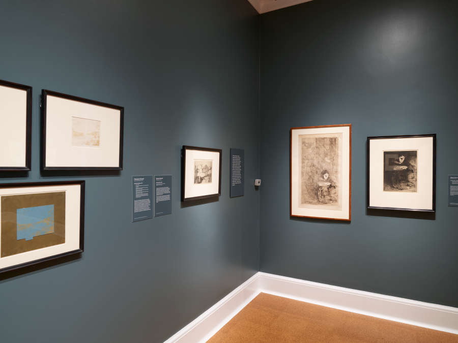 view exhibition image