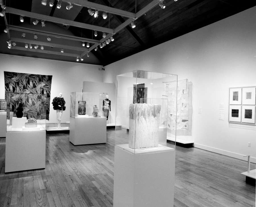 view exhibition image