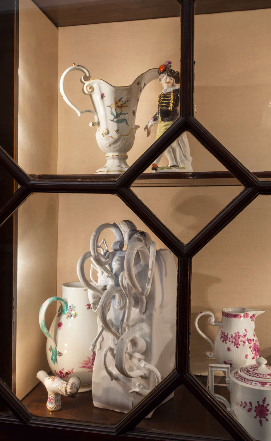 view exhibition image