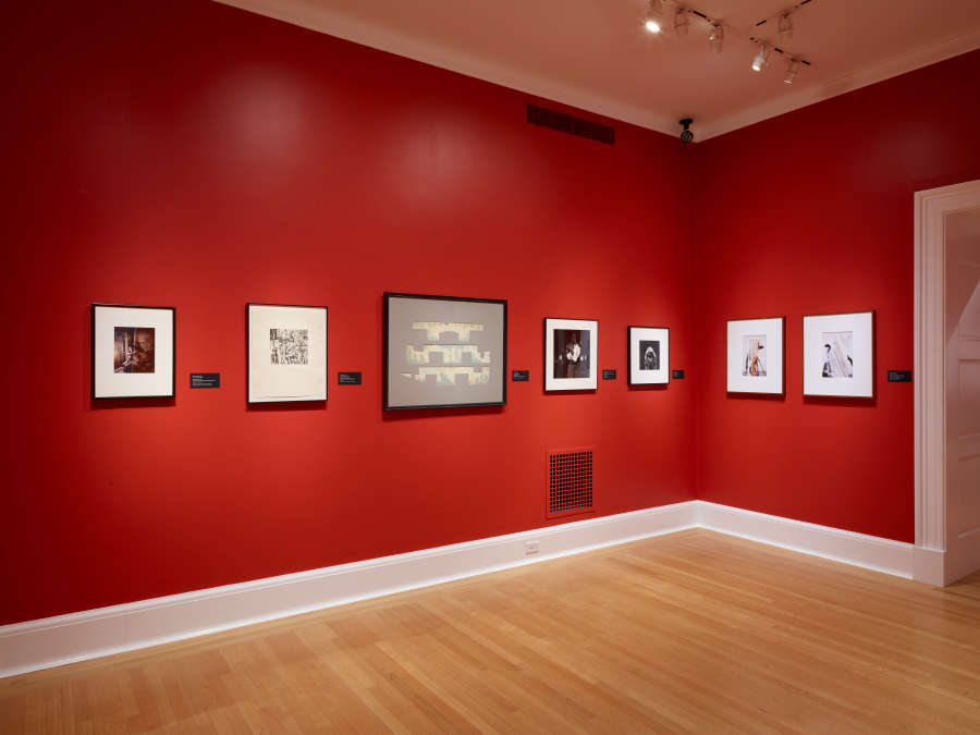 view exhibition image