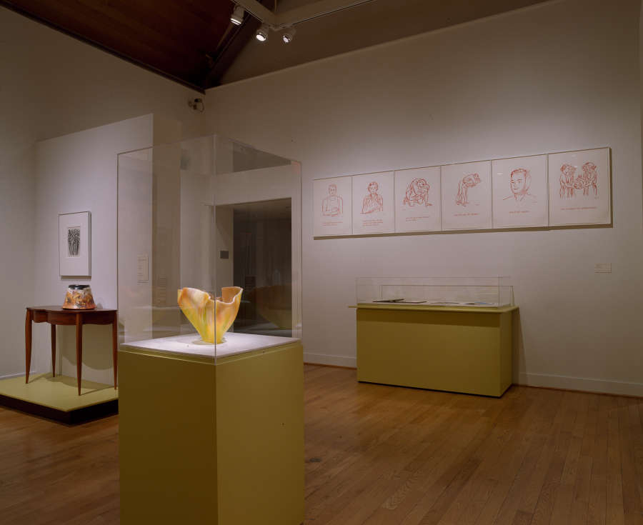 view exhibition image