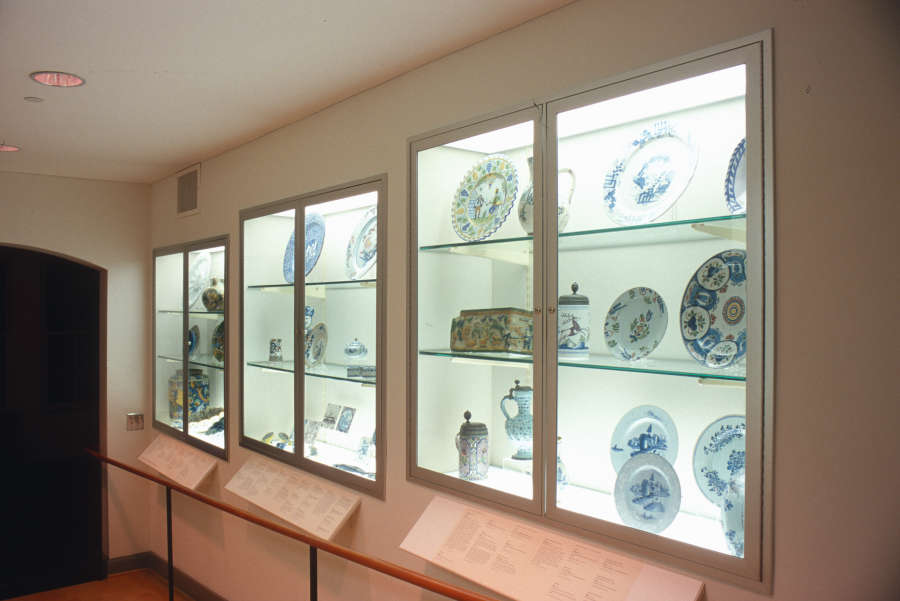 view exhibition image