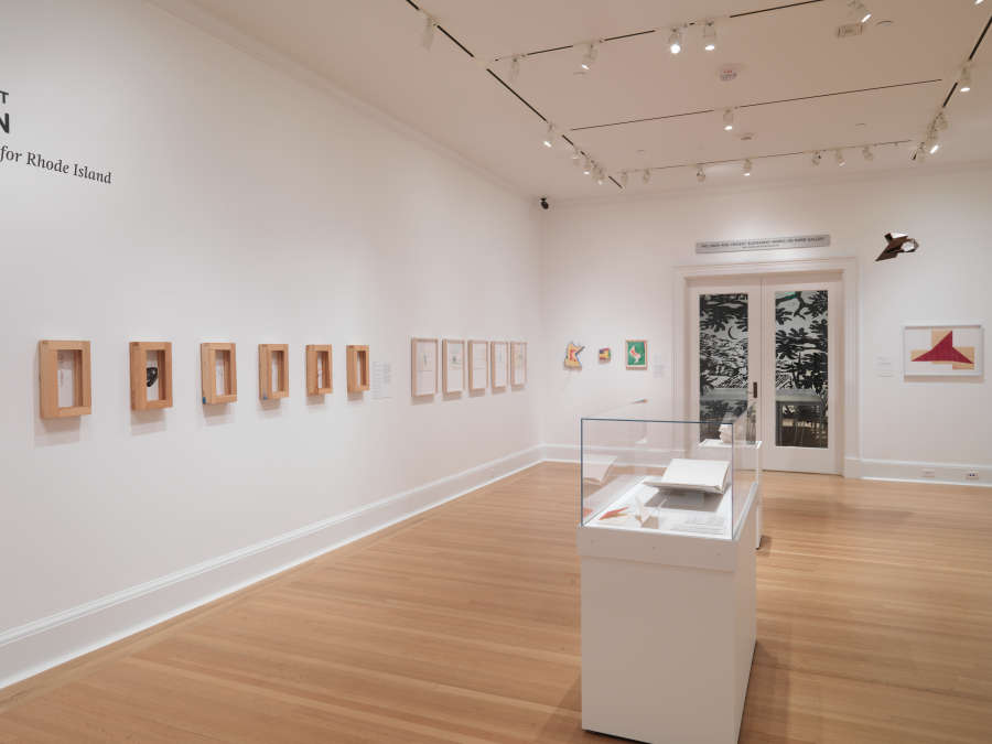 view exhibition image