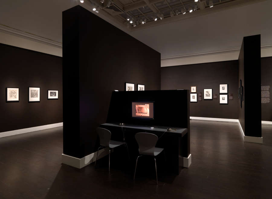 view exhibition image