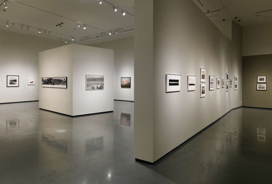 view exhibition image