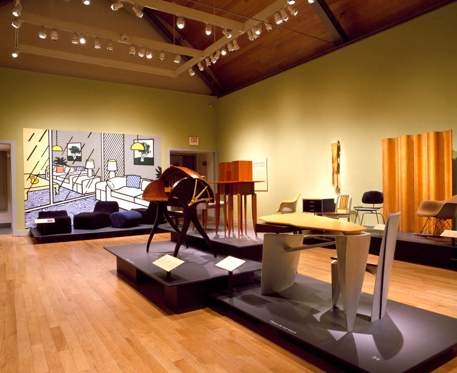 view exhibition image