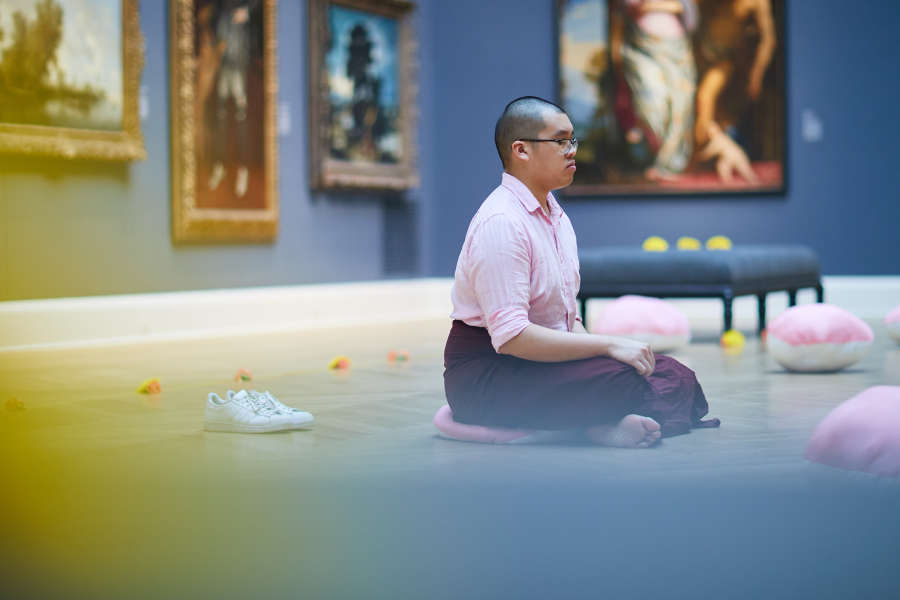 view exhibition image