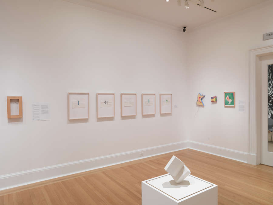 view exhibition image
