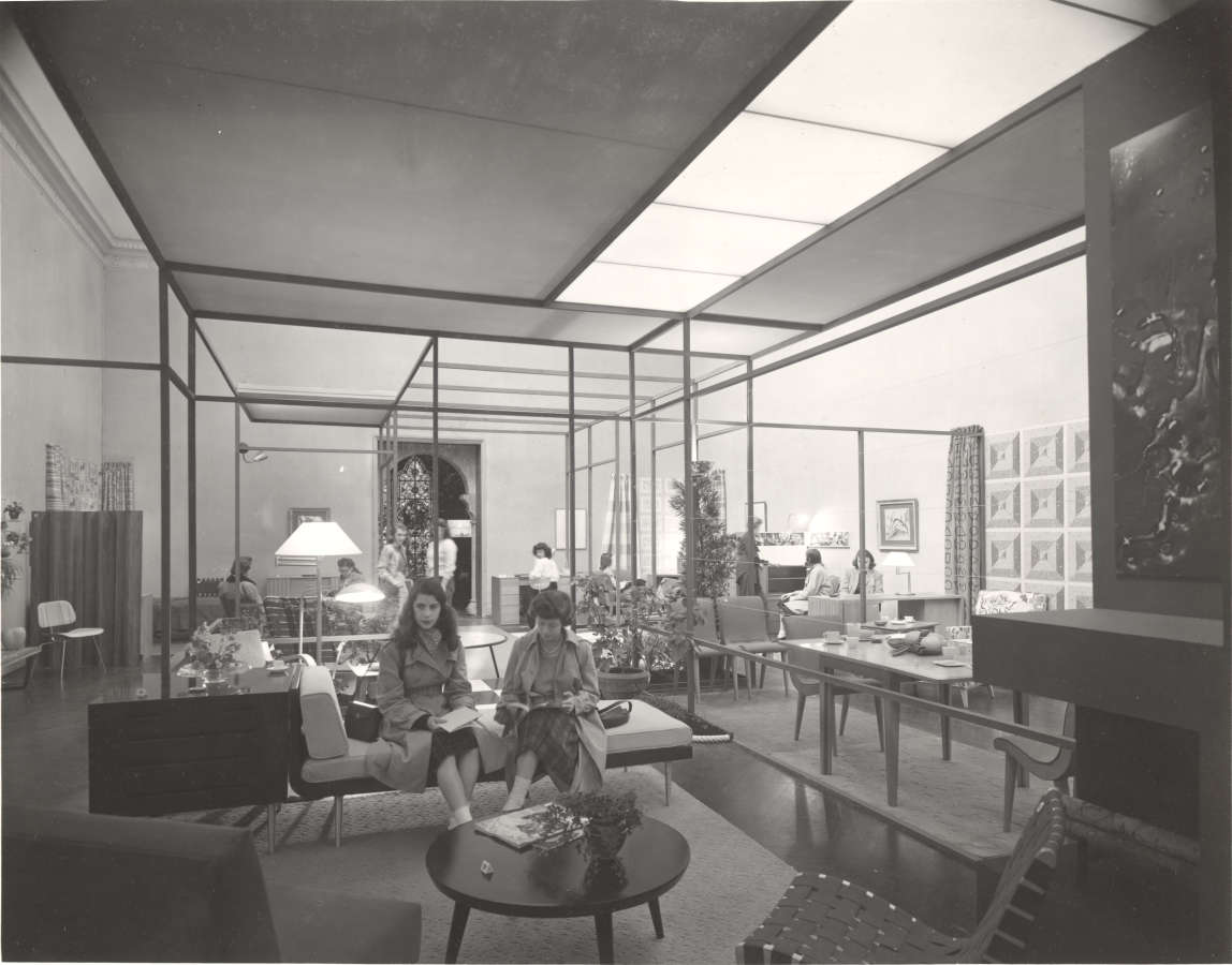 view exhibition image