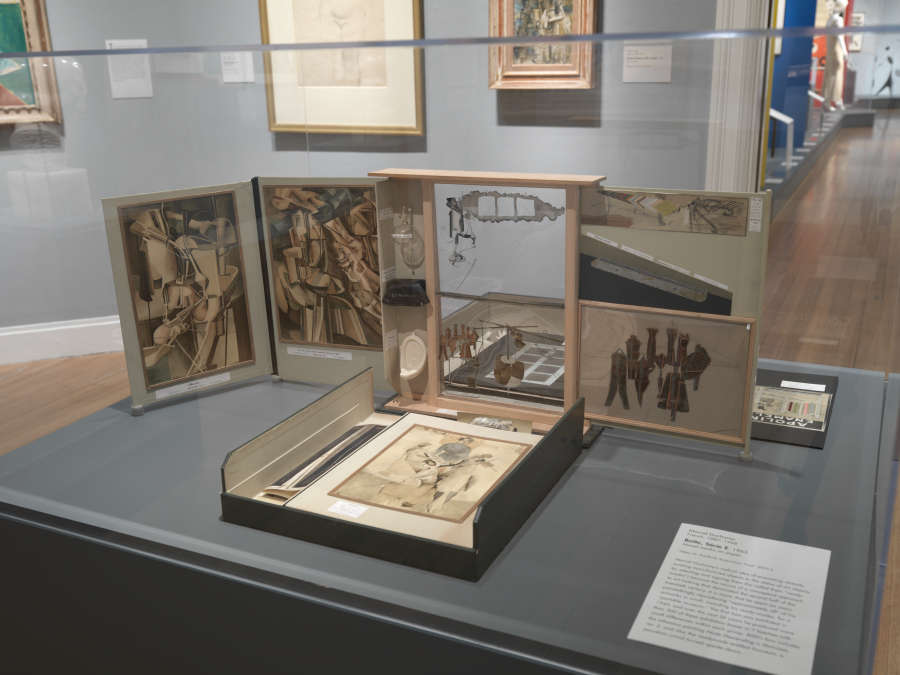 view exhibition image