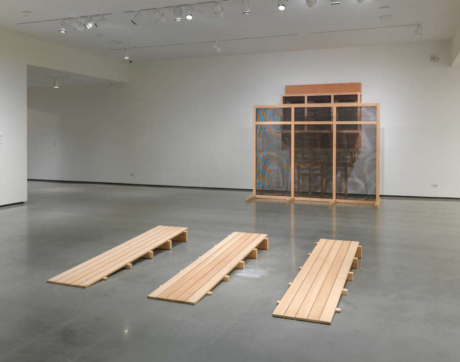 view exhibition image