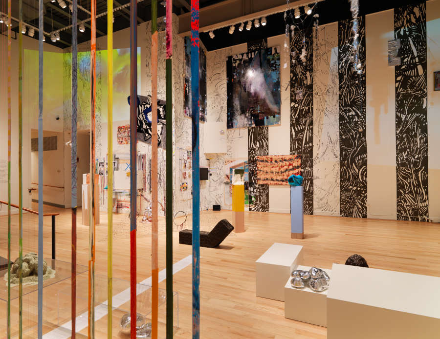 view exhibition image