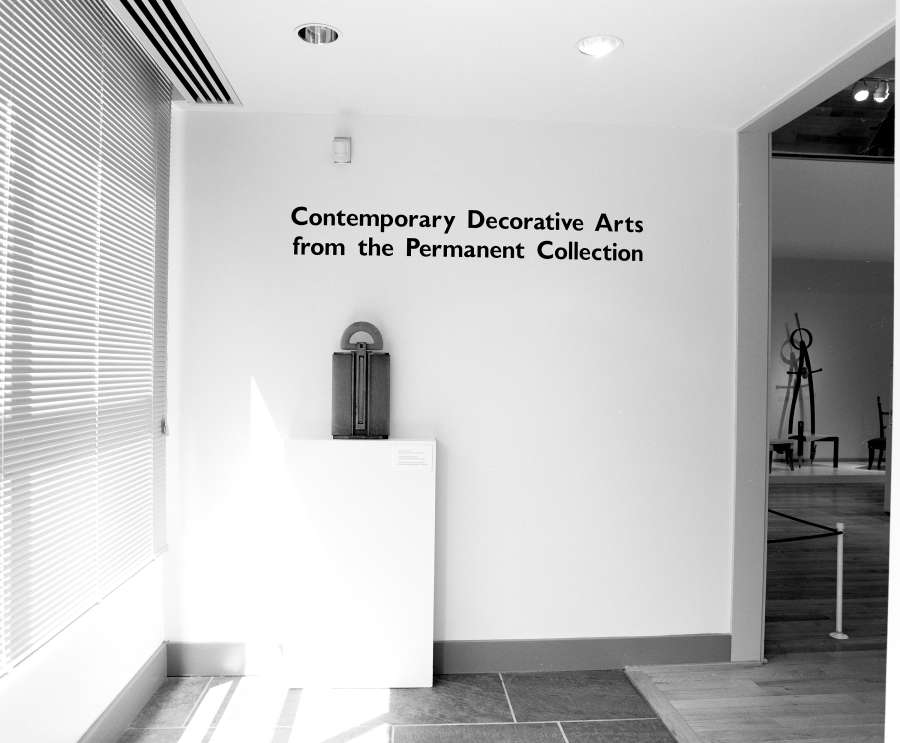 view exhibition image