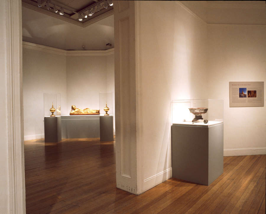 view exhibition image