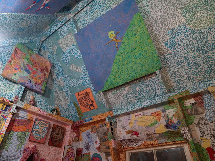 view exhibition image