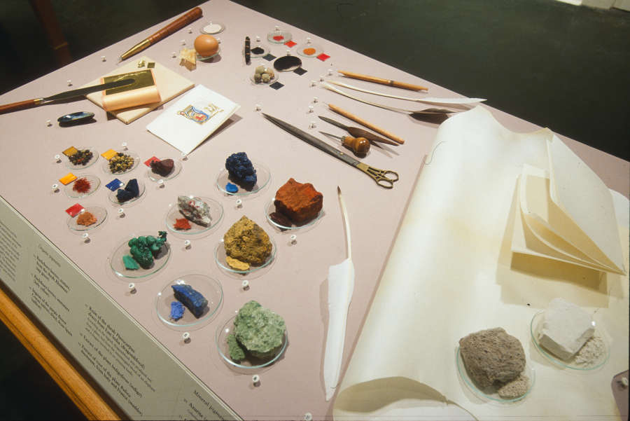 view exhibition image