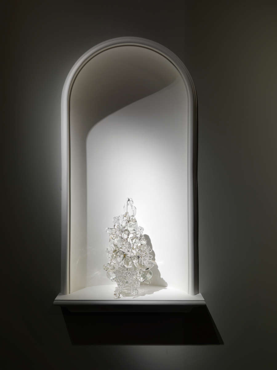 view exhibition image