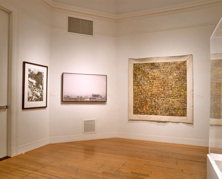 view exhibition image