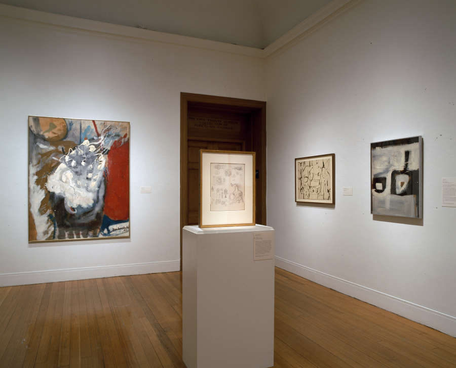 view exhibition image