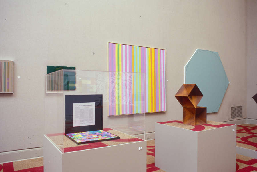 view exhibition image