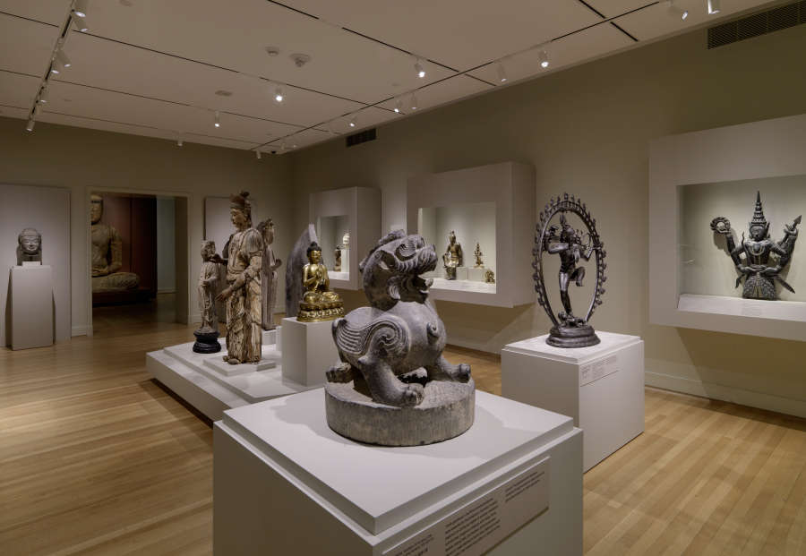 view exhibition image