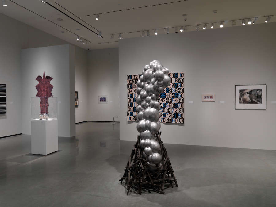 view exhibition image