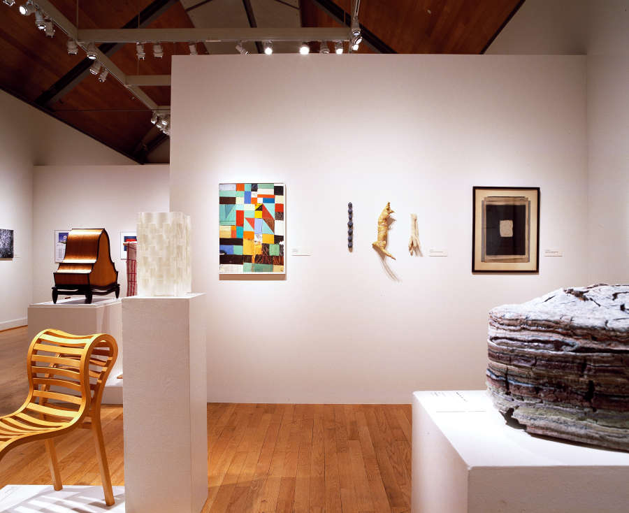 view exhibition image