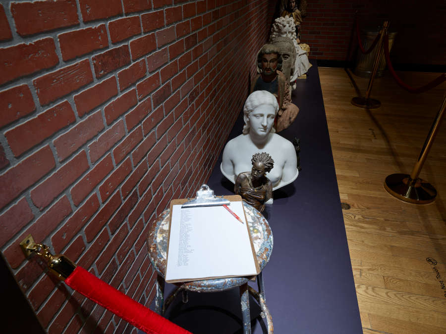 view exhibition image
