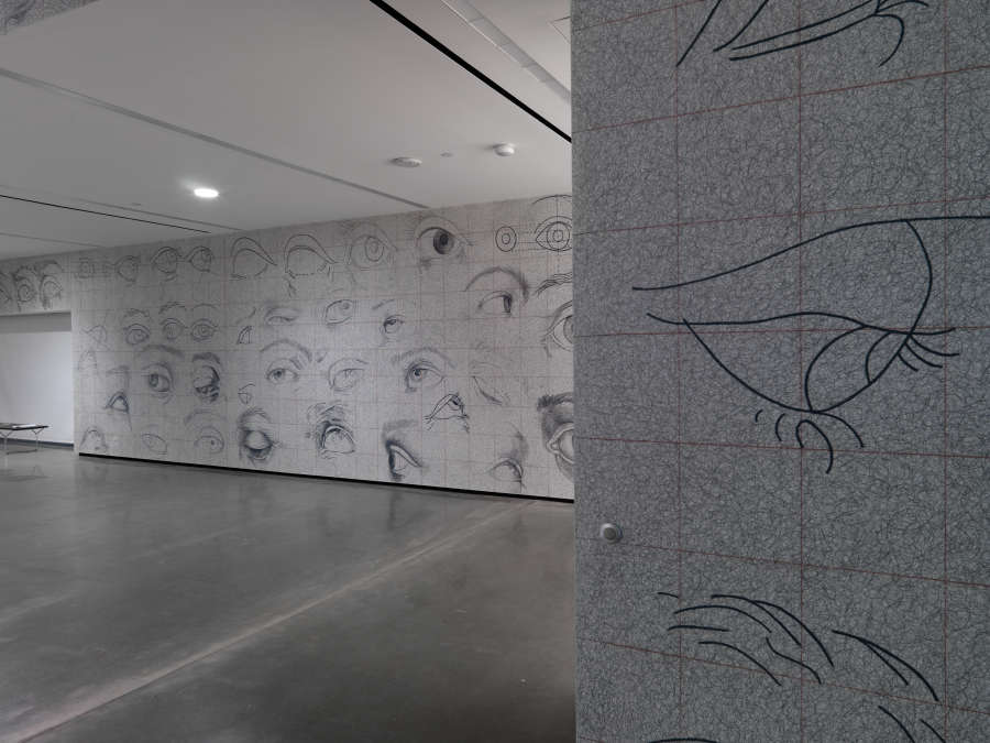 view exhibition image