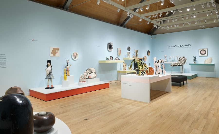 view exhibition image