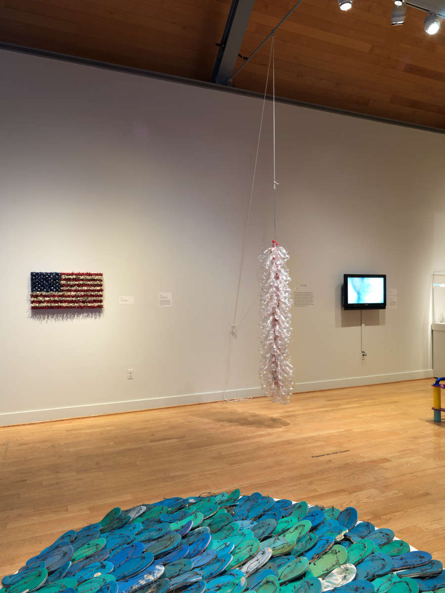 view exhibition image