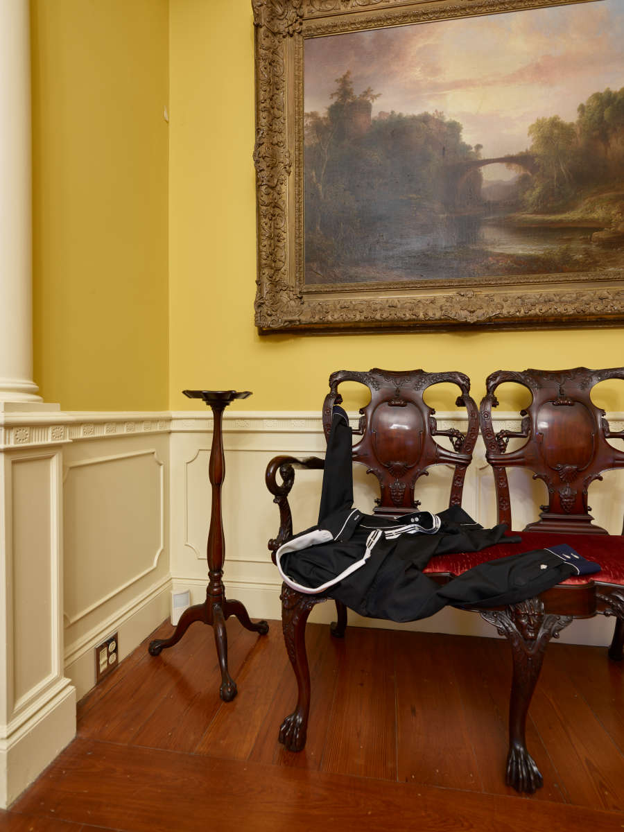 view exhibition image