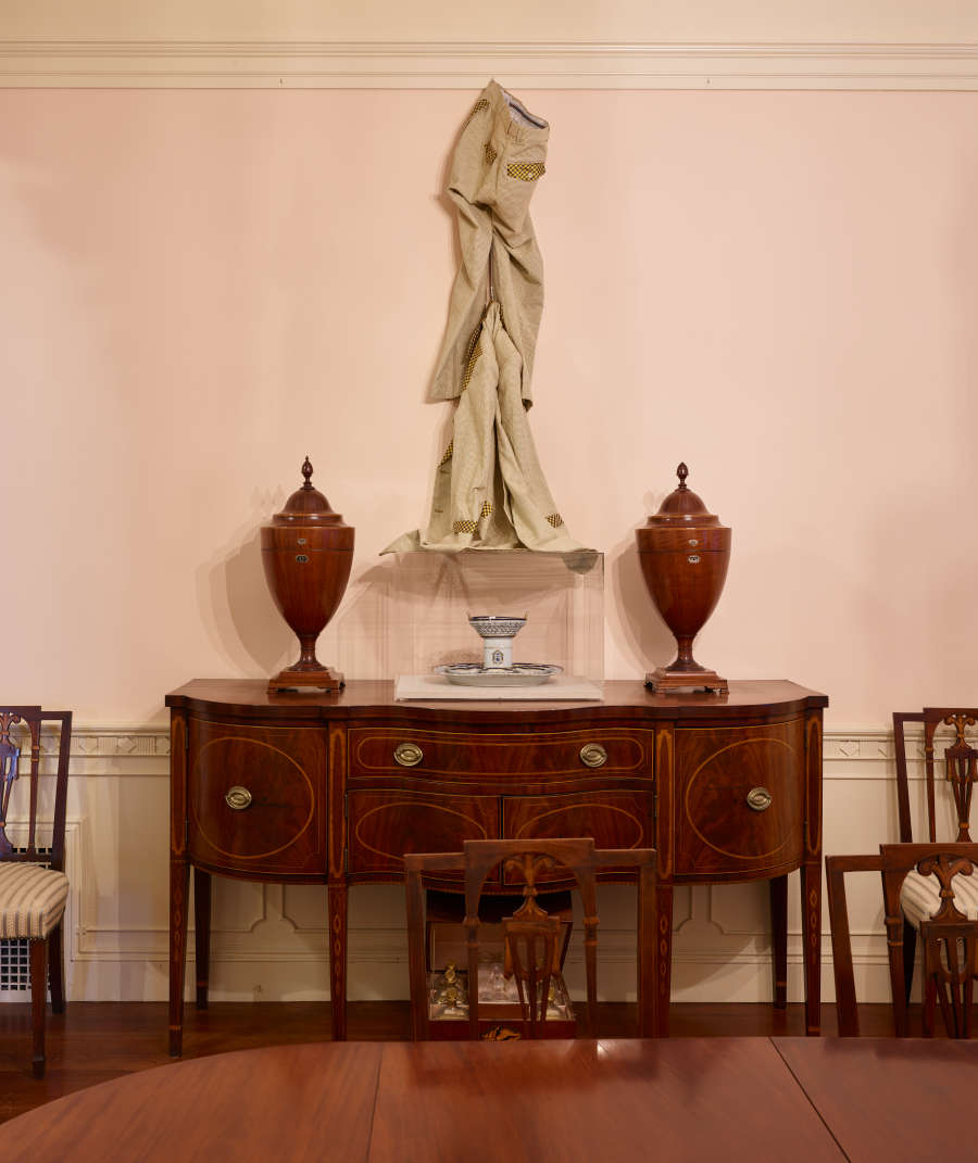 view exhibition image