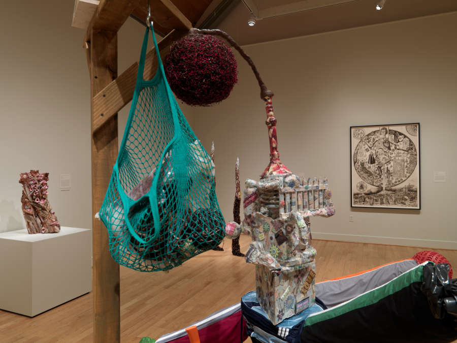 view exhibition image