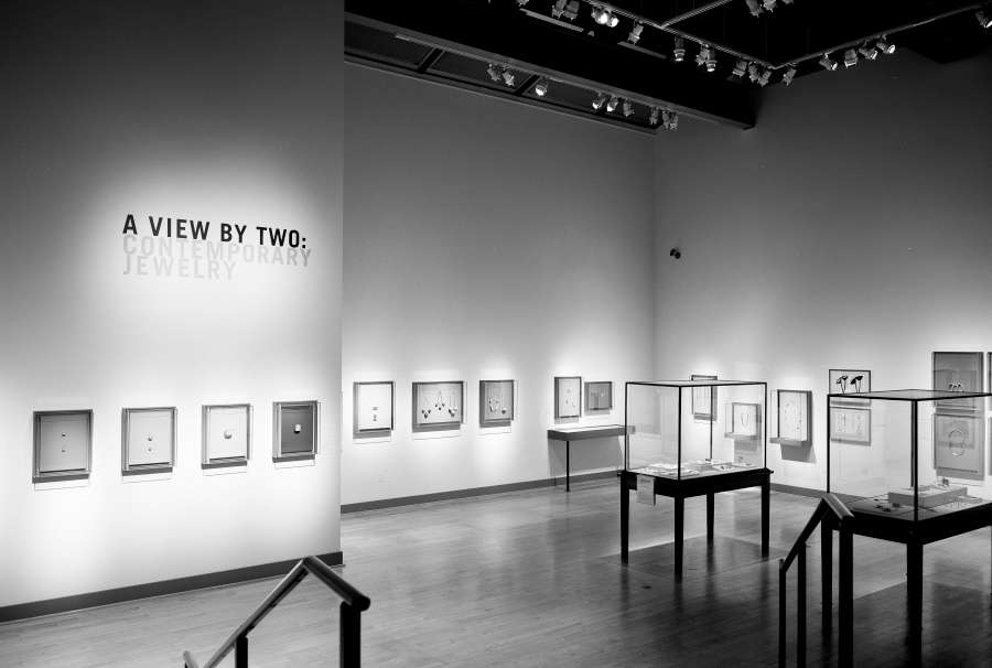 view exhibition image