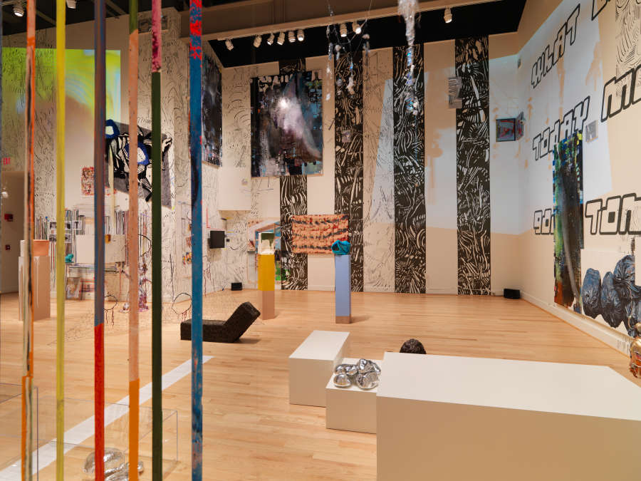 view exhibition image