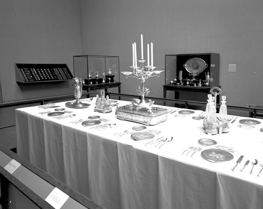 view exhibition image