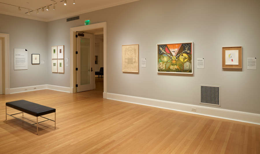 view exhibition image